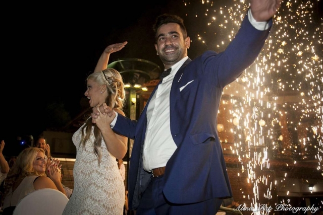 προσφορα γαμου χαιδαρι