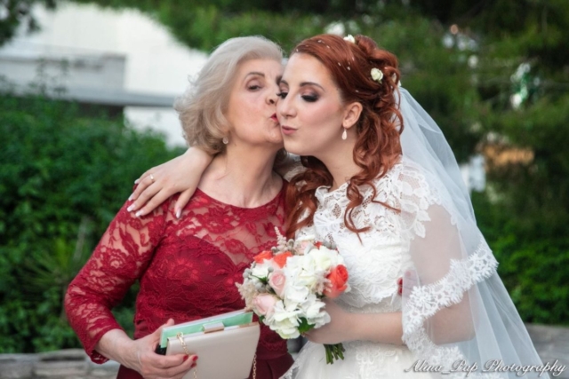 φωτογράφηση γάμου σπάτα στον Ιερό Ναό Φανερωμένης Αμπελοκήπων (3)