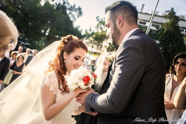 φωτογράφηση γάμου σπάτα στον Ιερό Ναό Φανερωμένης Αμπελοκήπων (40)