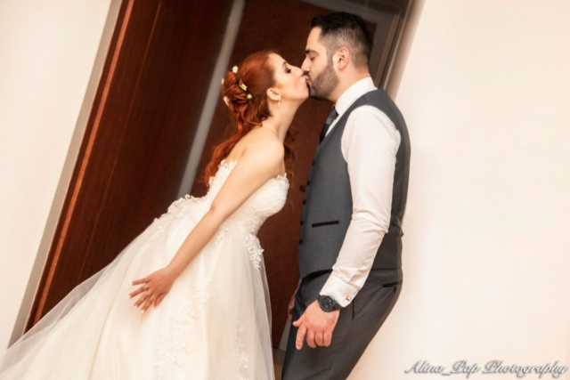 φωτογράφηση γάμου σπάτα στον Ιερό Ναό Φανερωμένης Αμπελοκήπων (9)